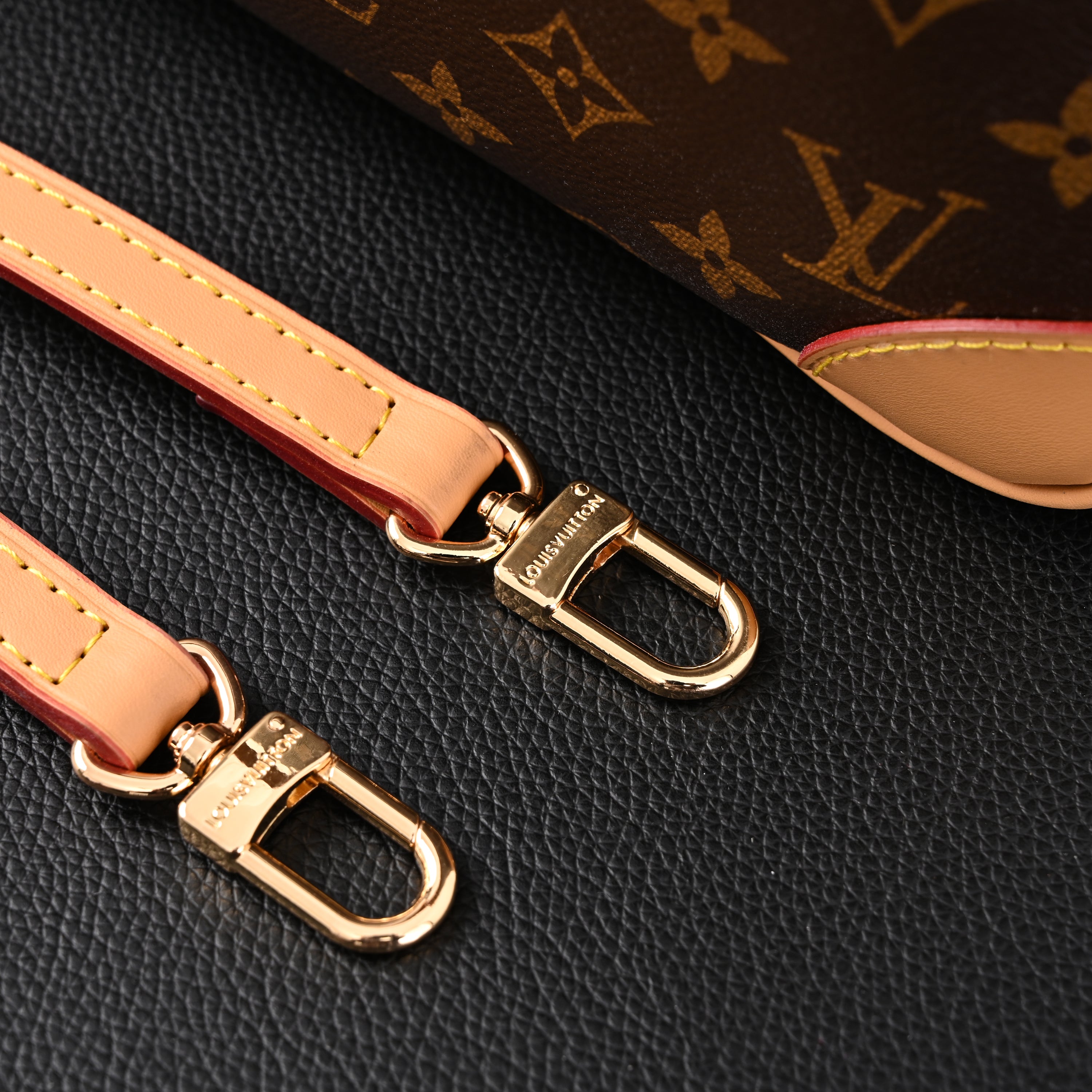 Louis Vuitton Monogram Canvas Graceful MM Shoulder Bag