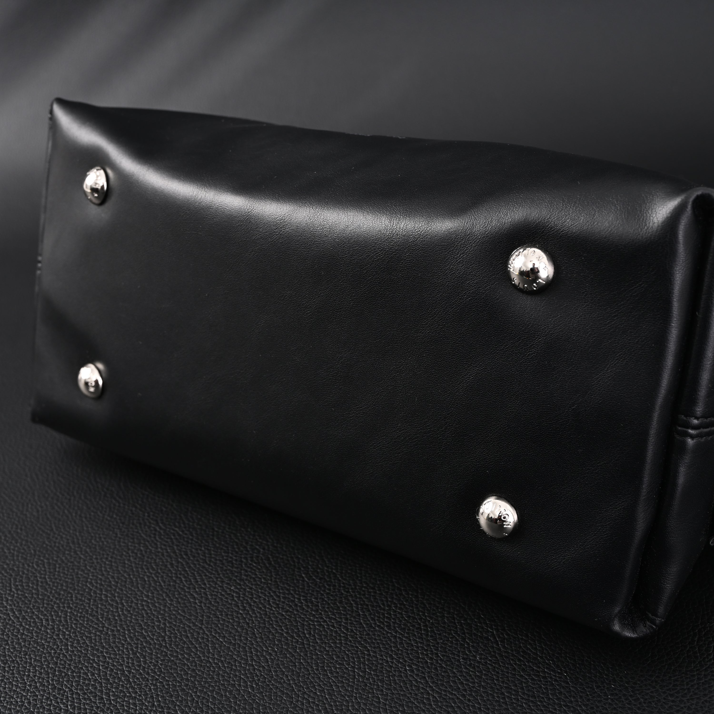 Louis Vuitton Montaigne Black Mahina Leather Shoulder Bag