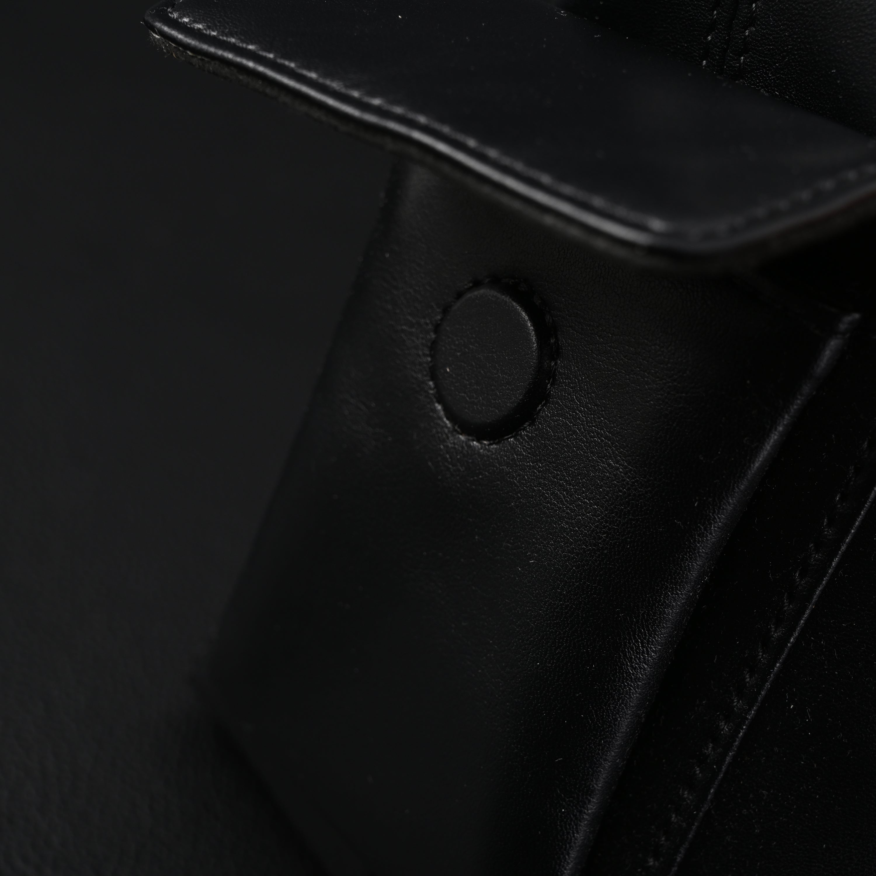 Louis Vuitton Montaigne Black Mahina Leather Shoulder Bag