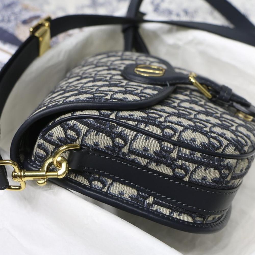 Medium Dior Bobby Bag