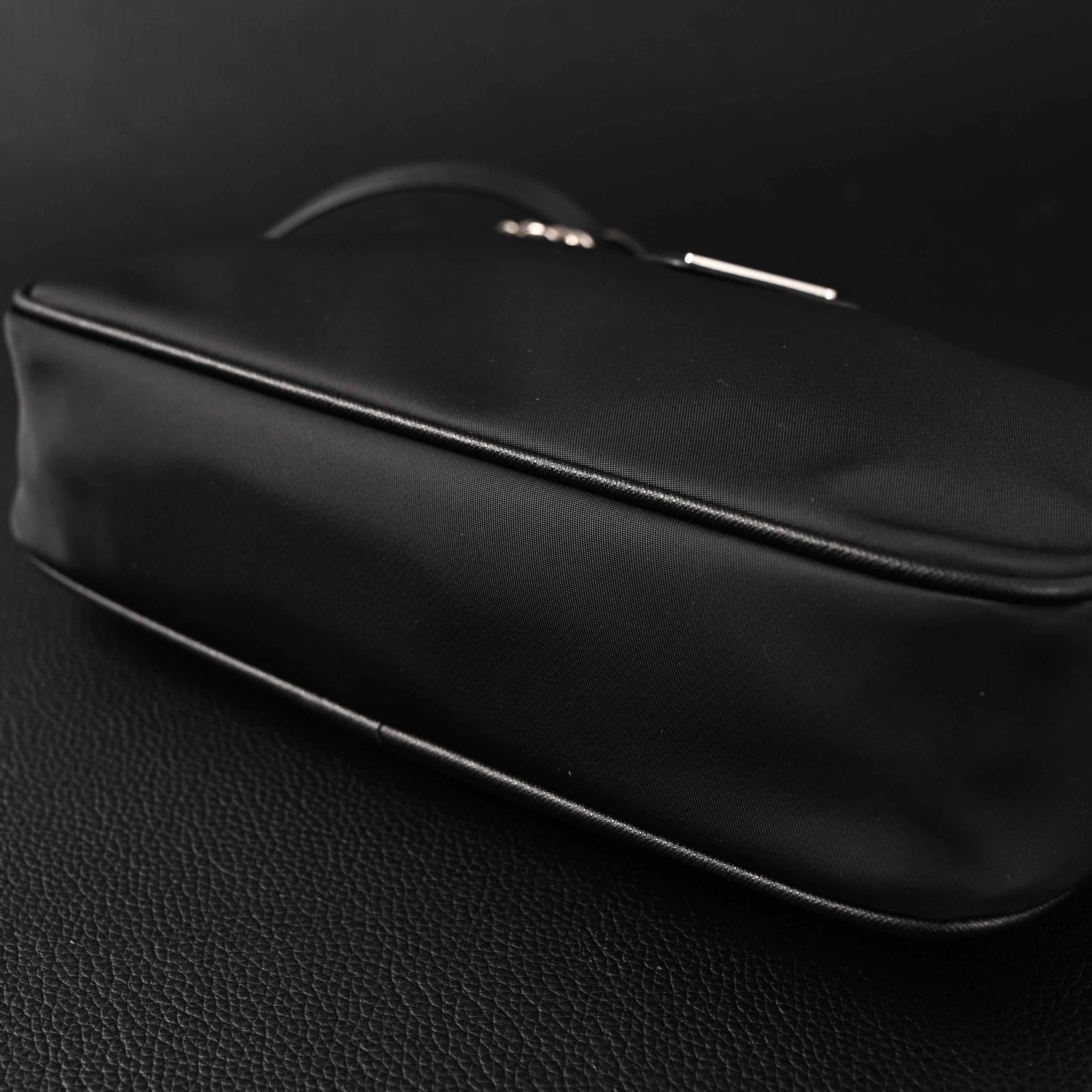 Prada Re-Edition 2005 Nylon Shoulder Bag – Black