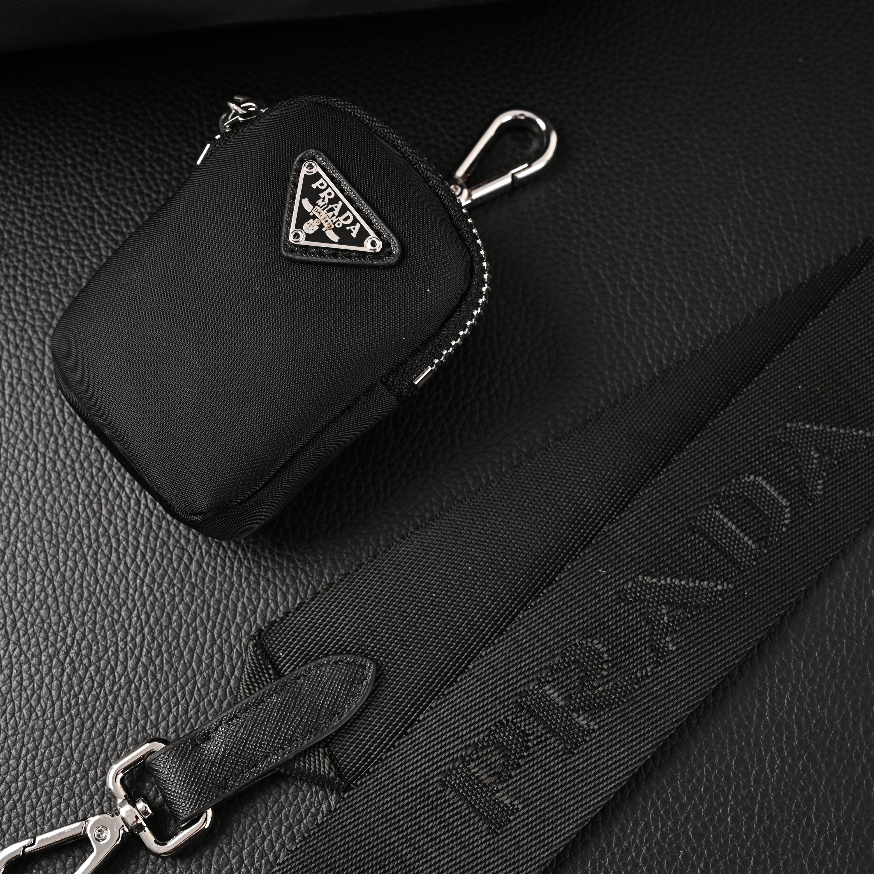 Prada Re-Edition 2005 Nylon Shoulder Bag – Black