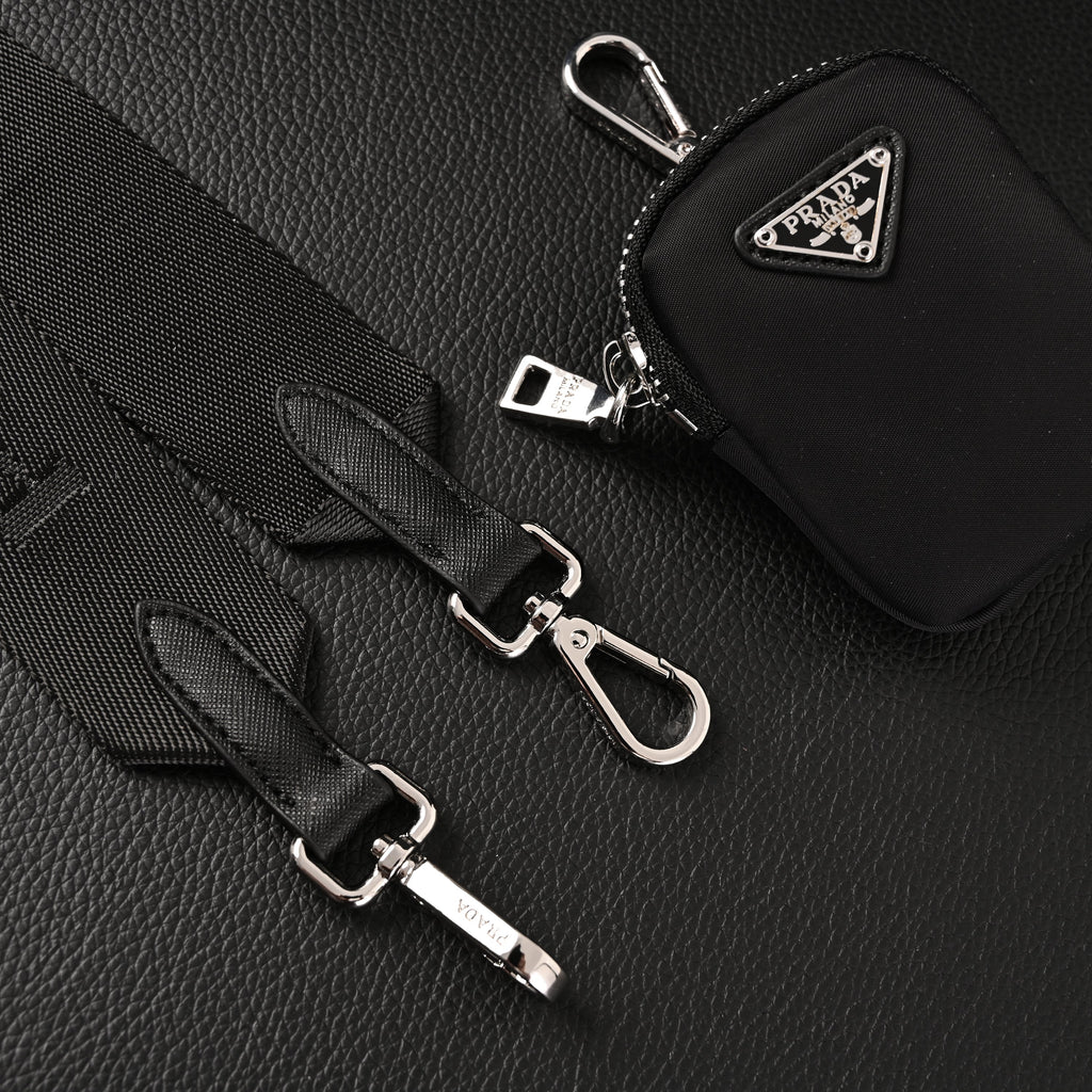 Prada Re-Edition 2005 Nylon Shoulder Bag – Black