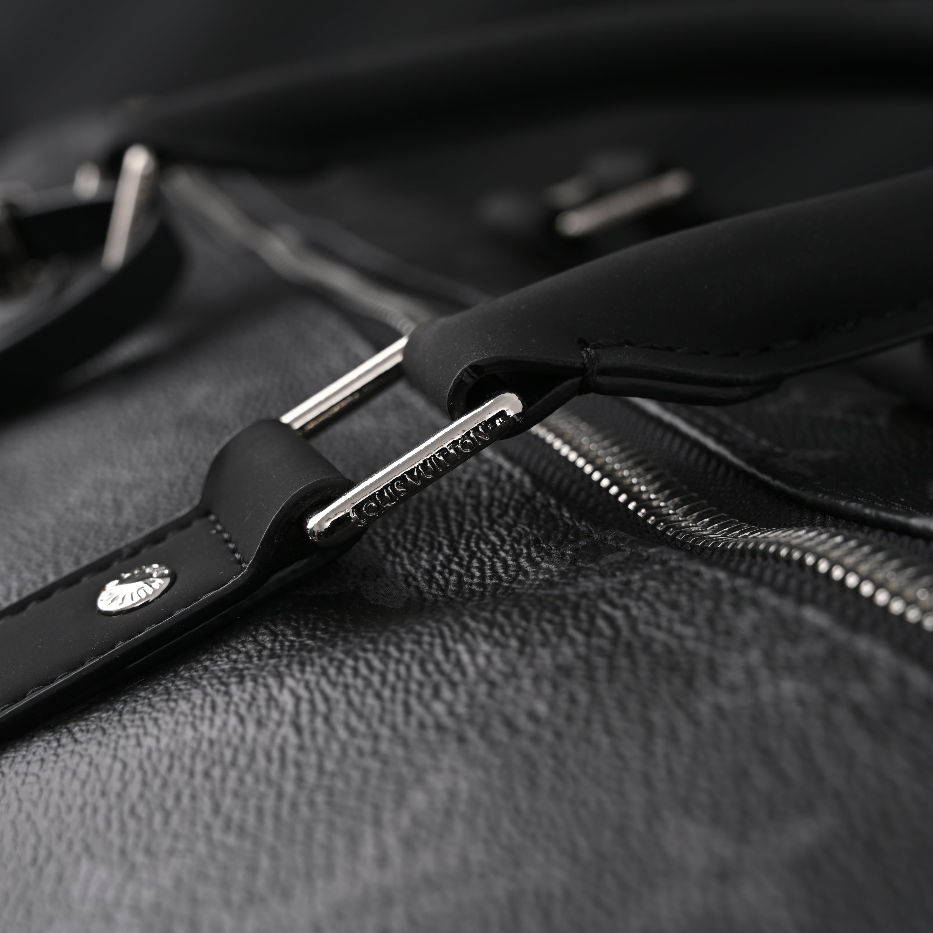 Louis Vuitton Keepall Bandoulière 50 Monogram Eclipse