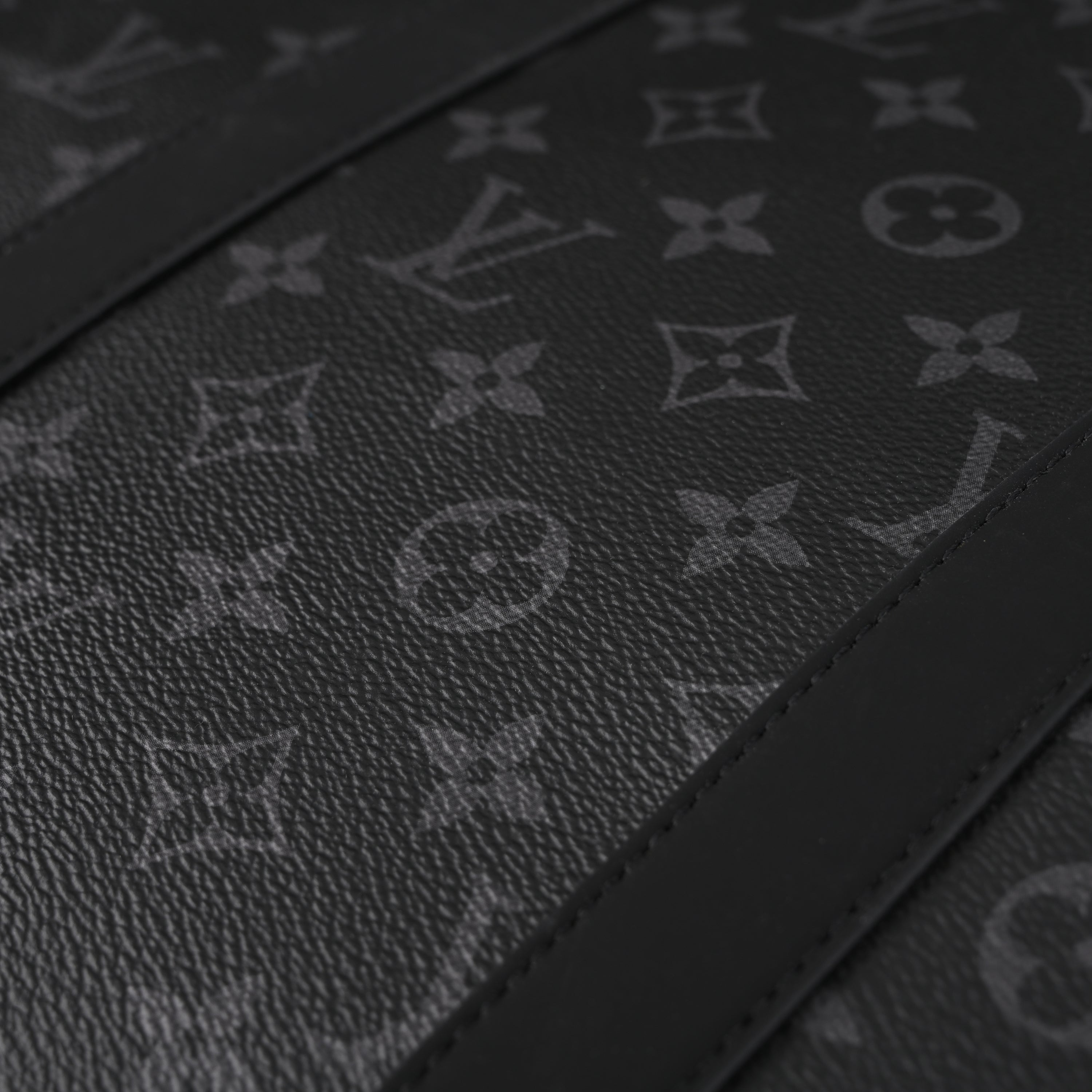 Louis Vuitton Keepall Bandoulière 50 Monogram Eclipse