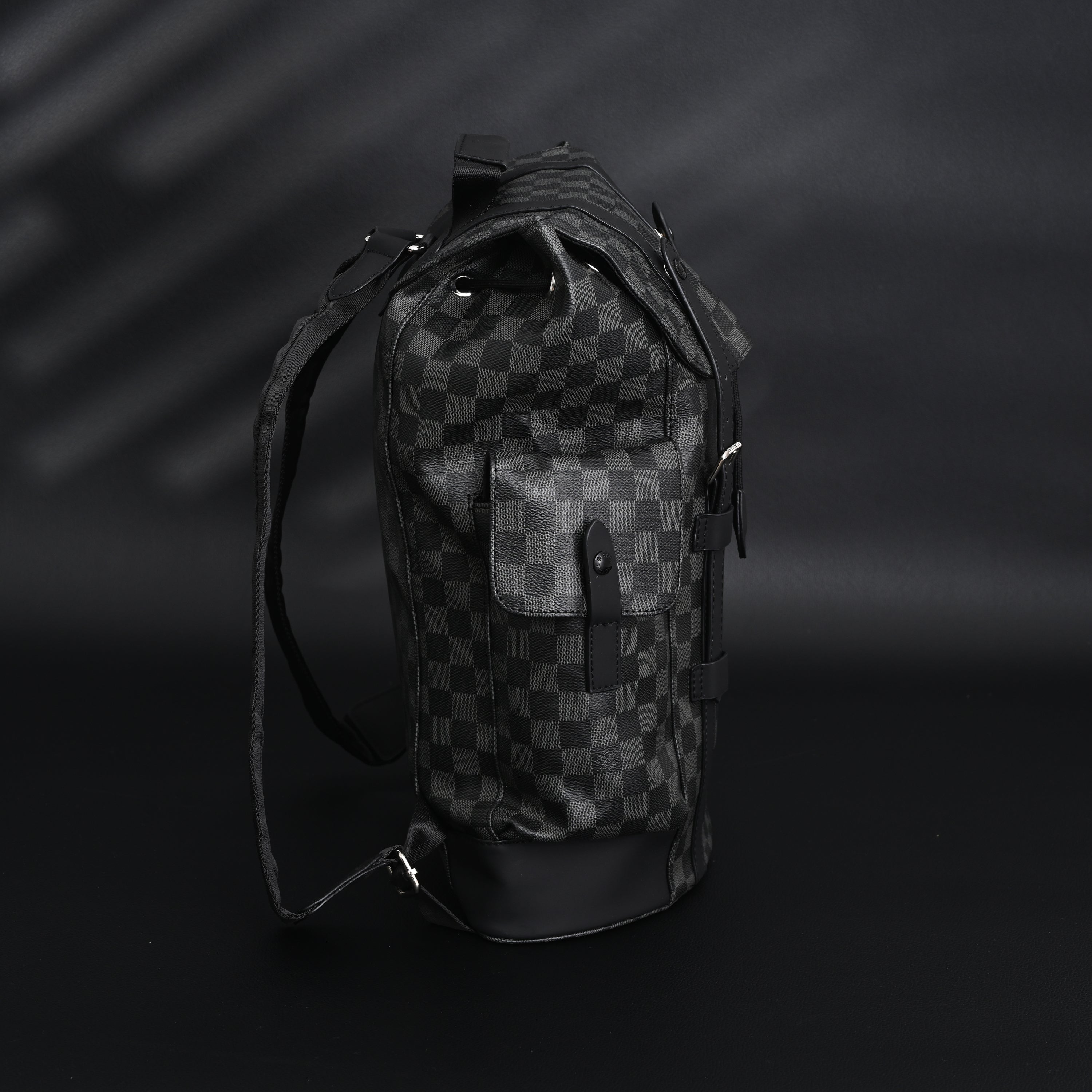 Louis Vuitton Michael Backpack in Damier Graphite Canvas