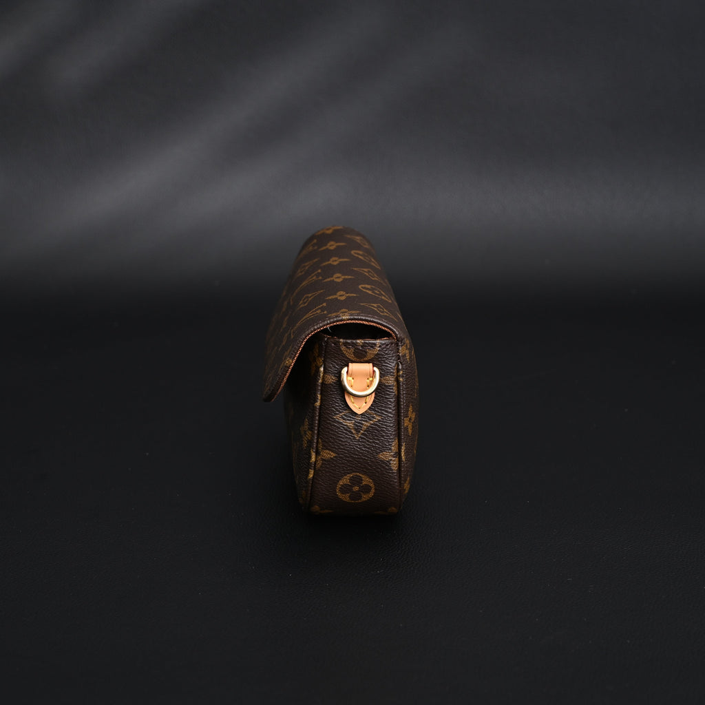 Louis Vuitton Félicie Pochette Monogram Canvas Chain Wallet