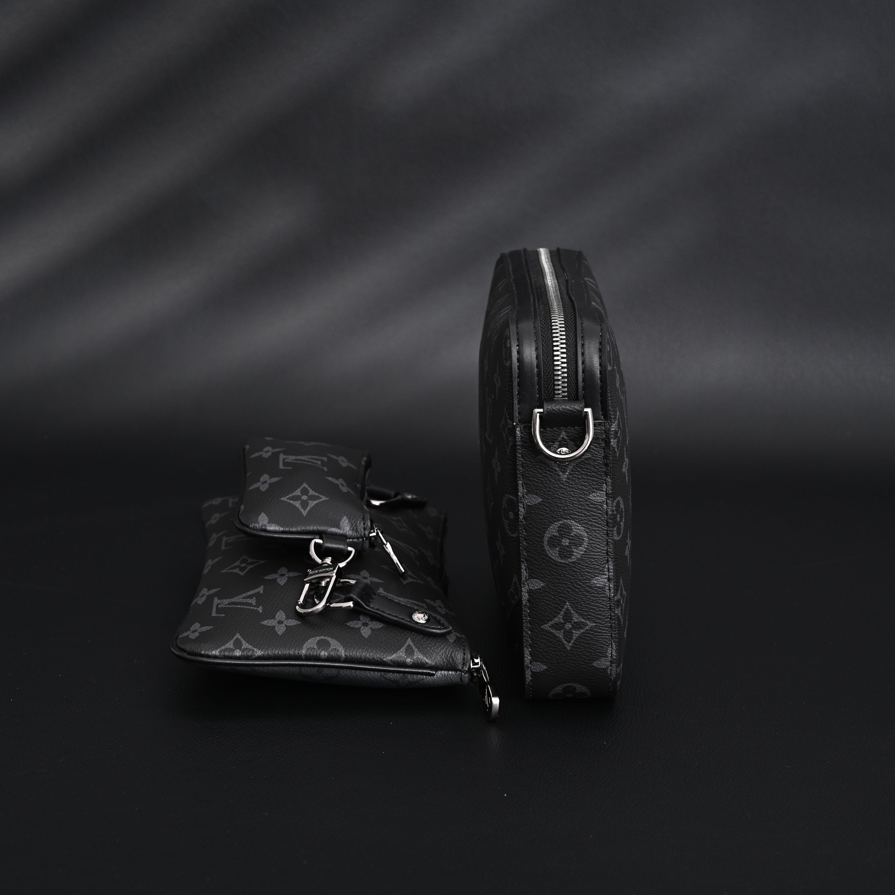 Louis Vuitton Discovery Pochette MM – Monogram Eclipse