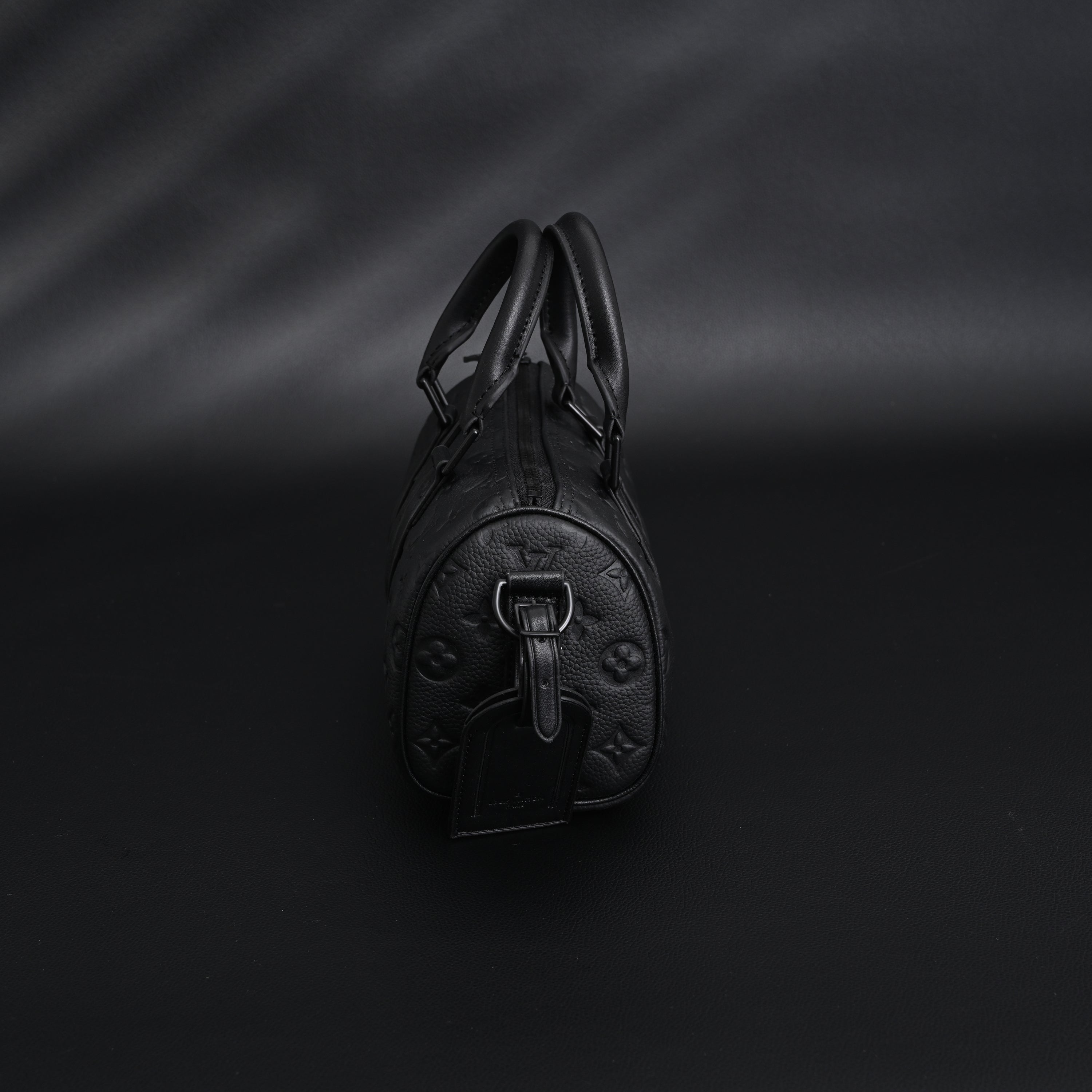 Louis Vuitton Keepall Bandoulière 50 – Monogram Shadow Black Leather