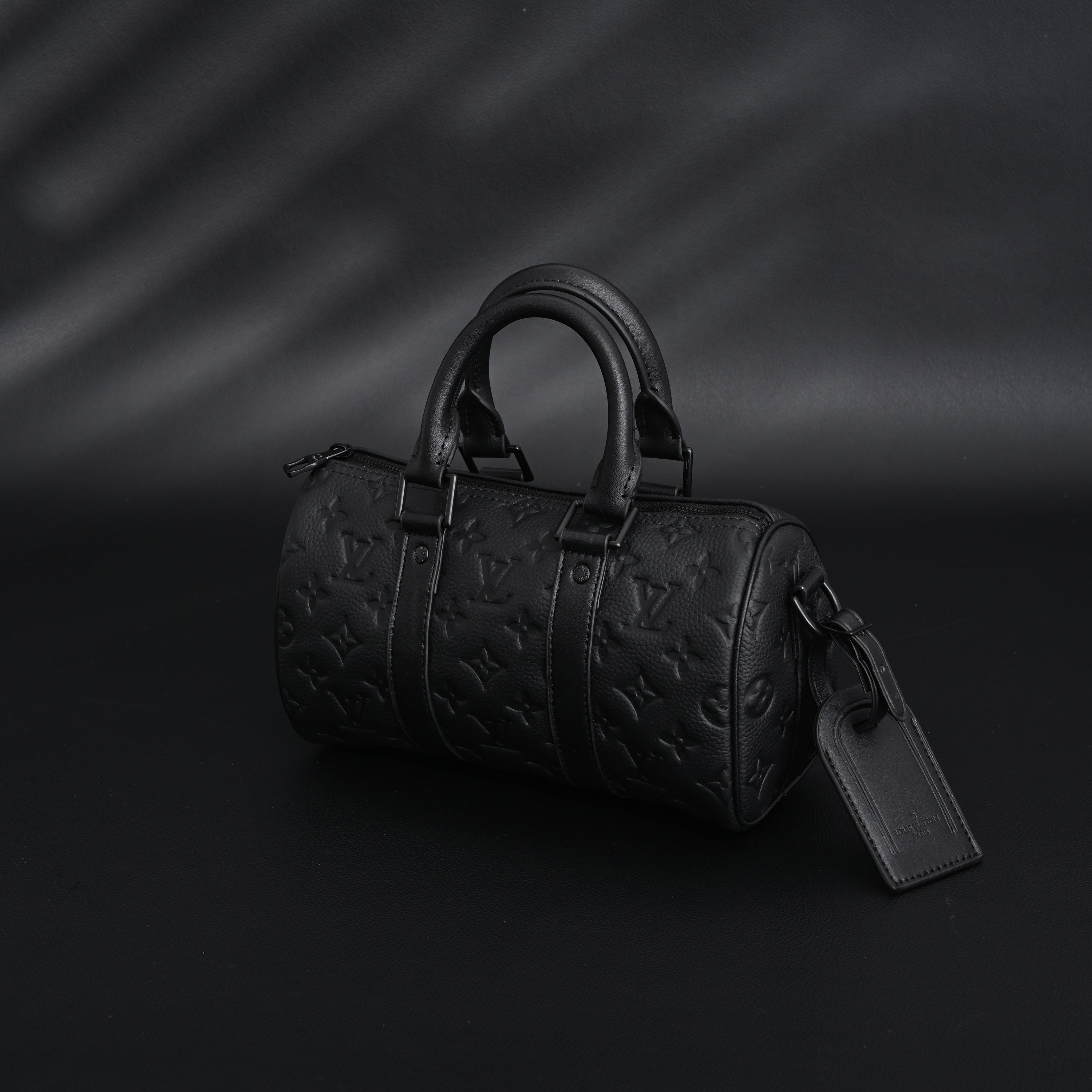 Louis Vuitton Keepall Bandoulière 50 – Monogram Shadow Black Leather