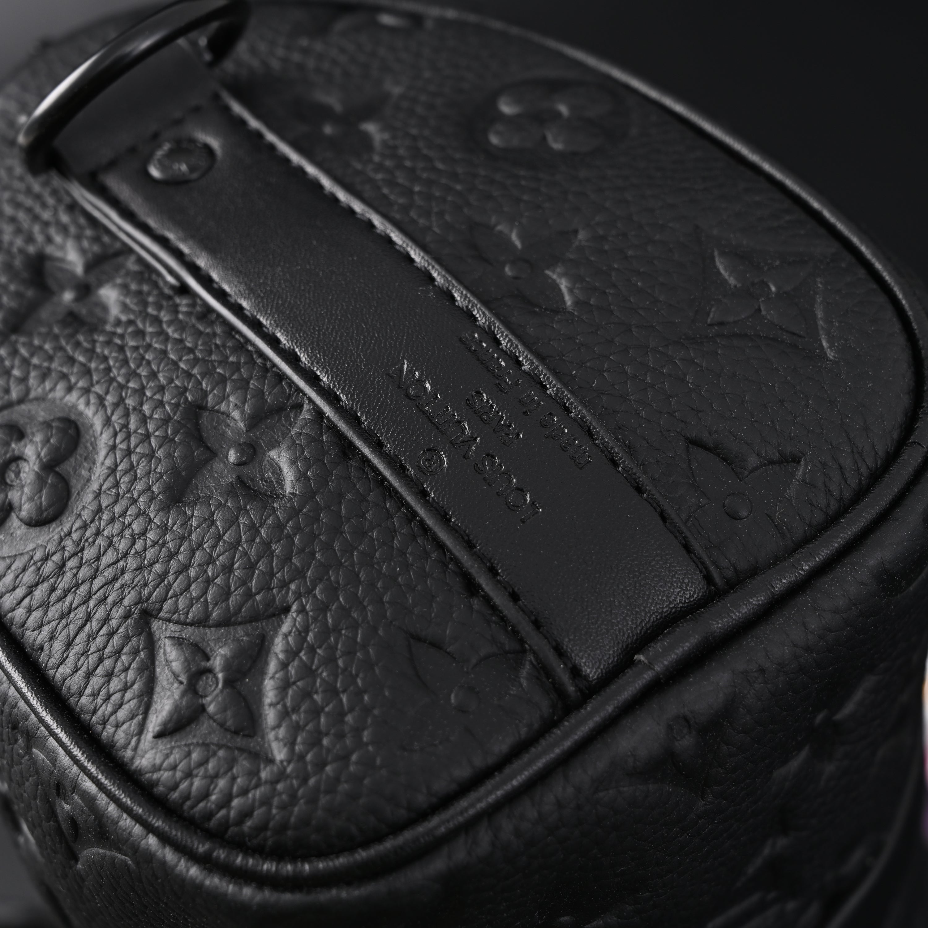 Louis Vuitton Keepall Bandoulière 50 – Monogram Shadow Black Leather