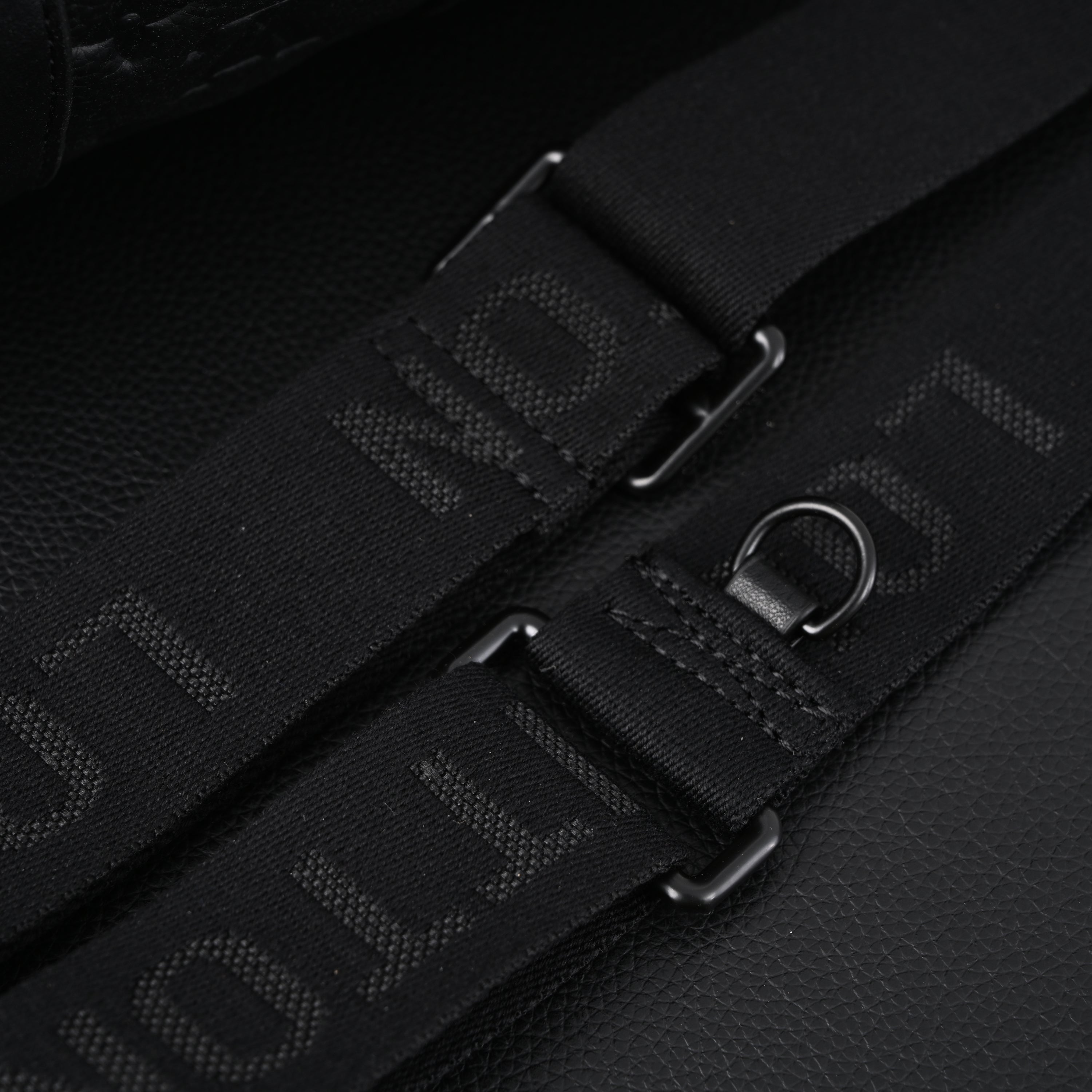 Louis Vuitton Keepall Bandoulière 50 – Monogram Shadow Black Leather