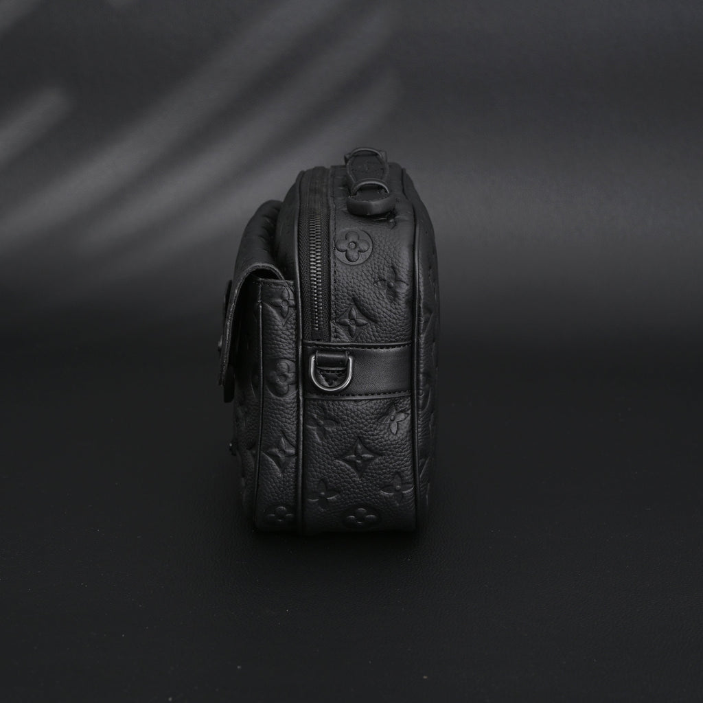 Louis Vuitton Capucines BB Top Handle Bag – Black Taurillon Leather