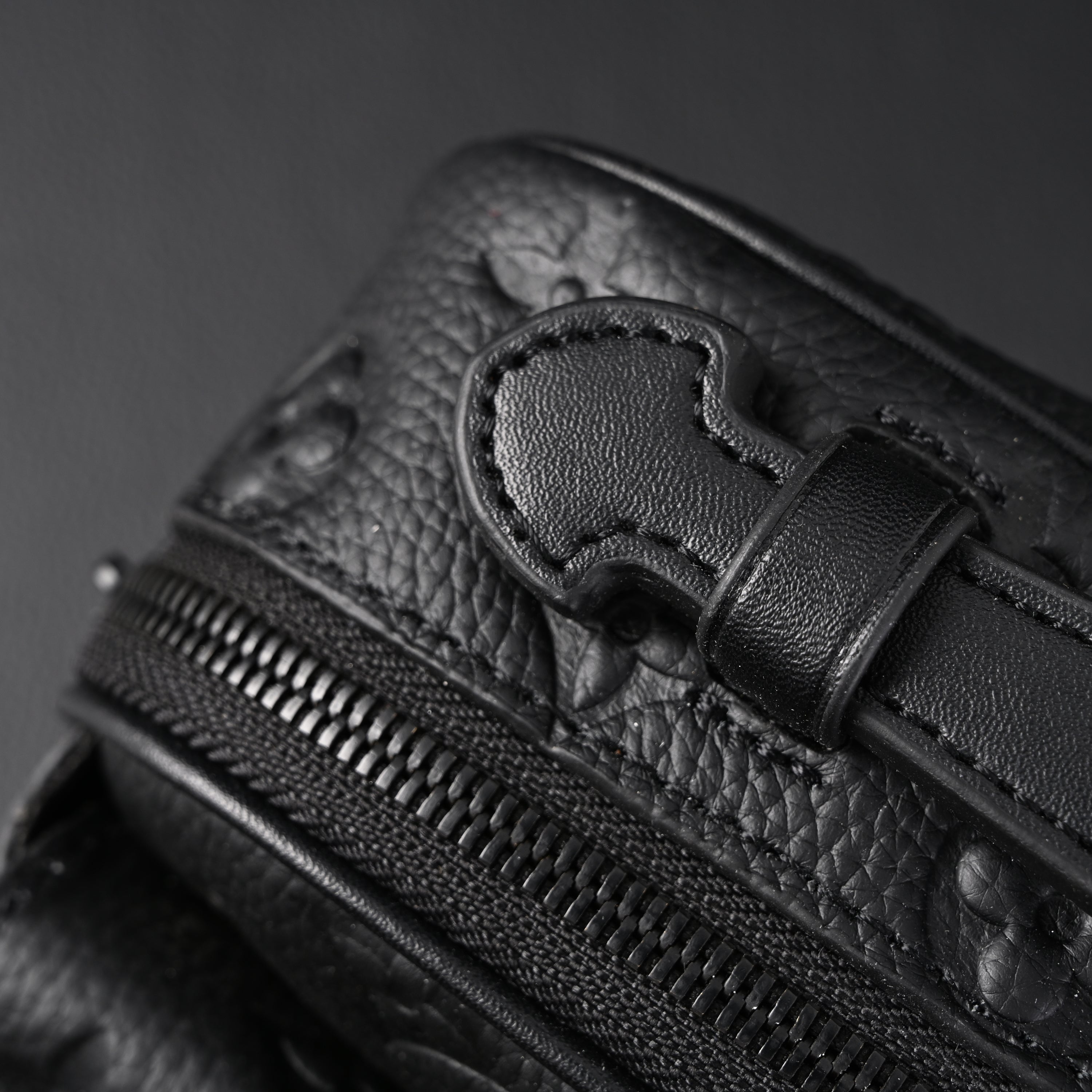 Louis Vuitton Capucines BB Top Handle Bag – Black Taurillon Leather