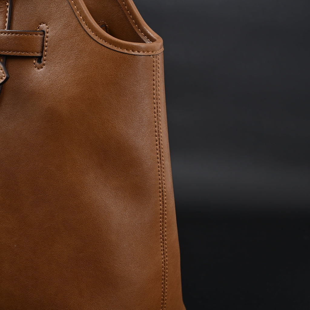 Miu Miu Leather Tote Bag – Elegant Caramel Brown