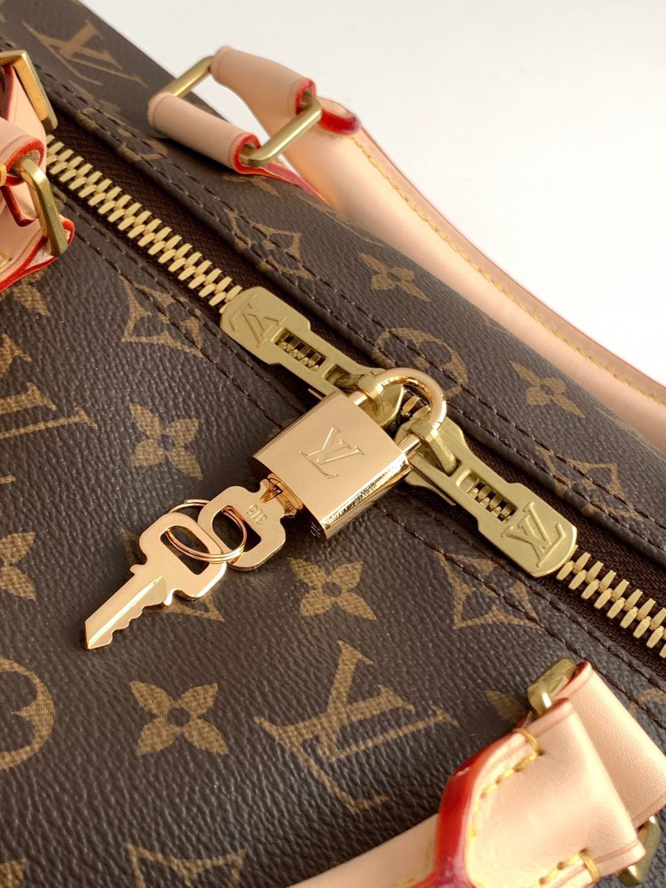 LV KEEPALL BANDOULIÈRE 50